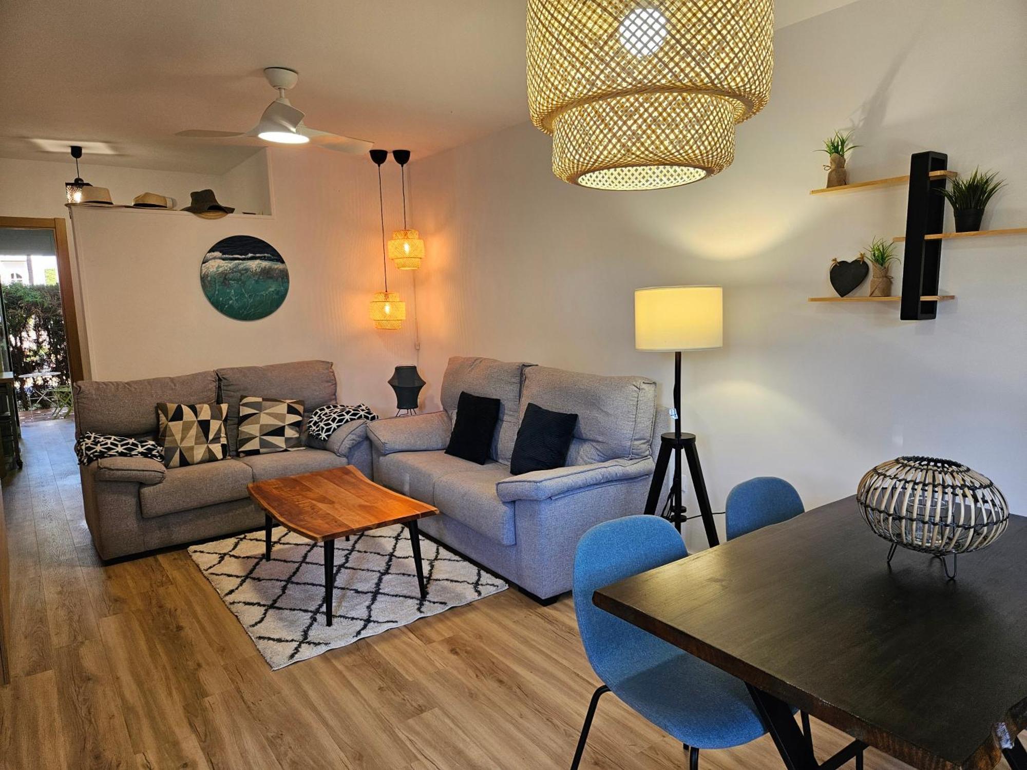 G&H Apartments - Playa Sancti Petri ชิกลานา เด ลา ฟรอนเตรา ภายนอก รูปภาพ